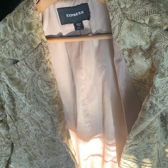 Express 3/4 Length Tapestry Jacket Duster Coat in Creamy Golden Yellow - Picture 4 of 11